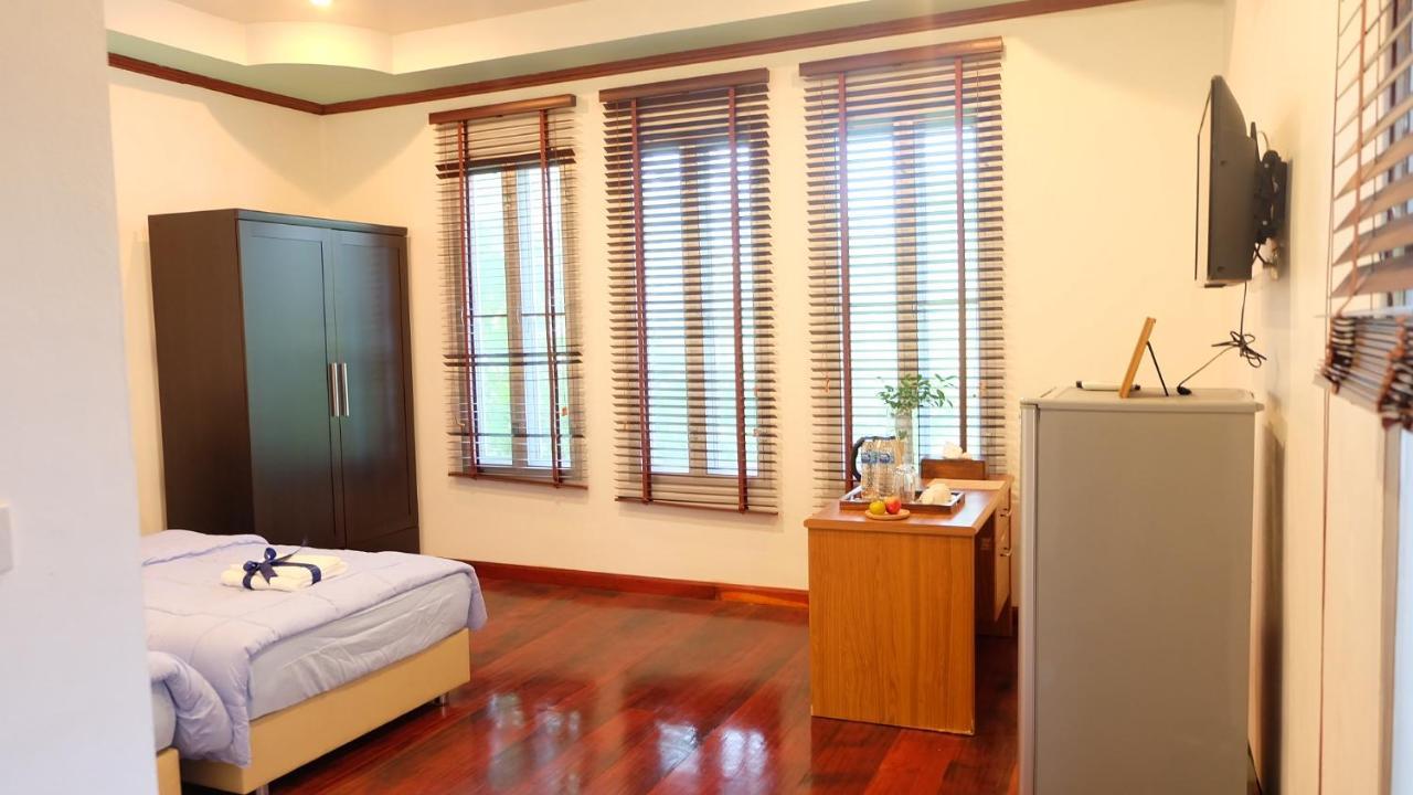 The Backyard Homestay Pak Chong Esterno foto