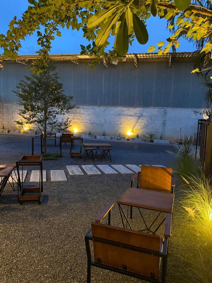 The Backyard Homestay Pak Chong Esterno foto